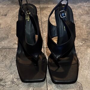 Elegant Black Leather Sandals